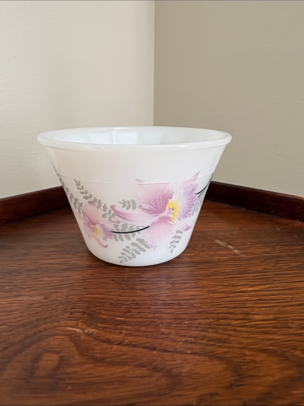 Vintage Indopal White Floral Custard Cup with Pink Orchid Design